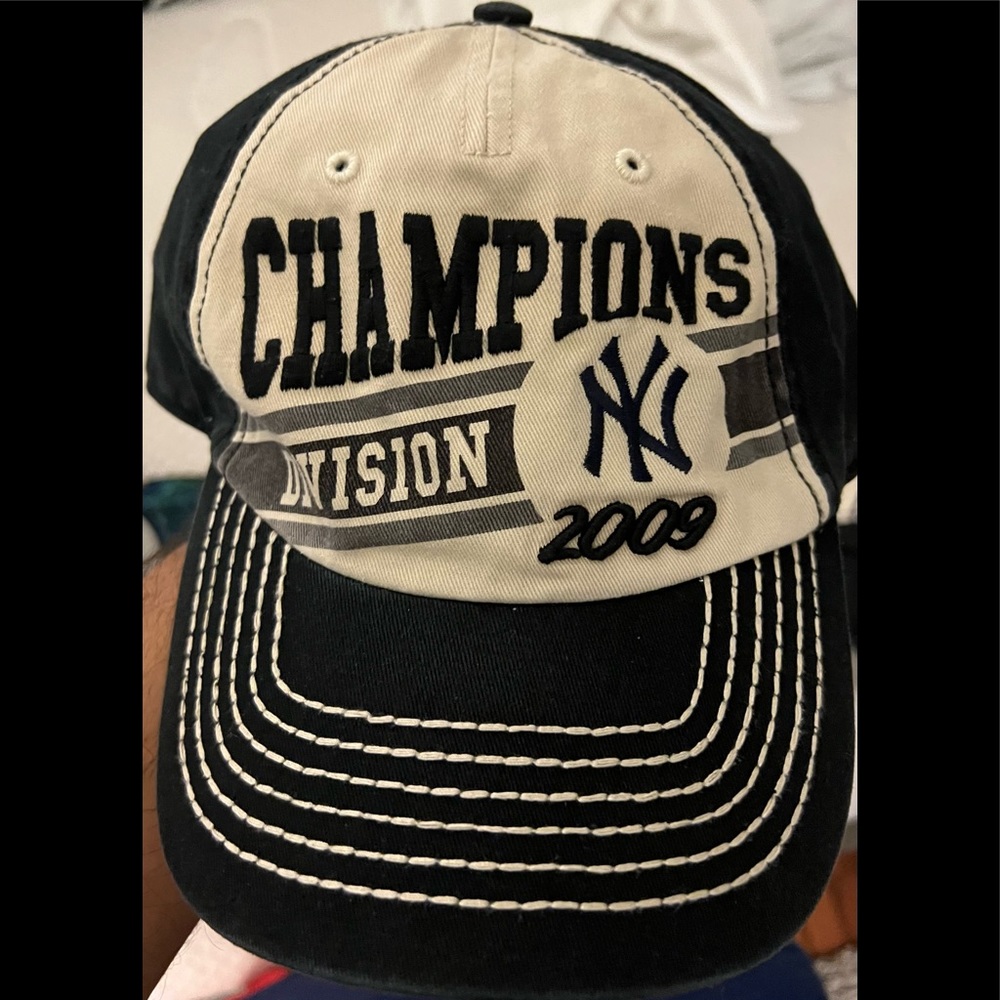 Yankee division hat! 09